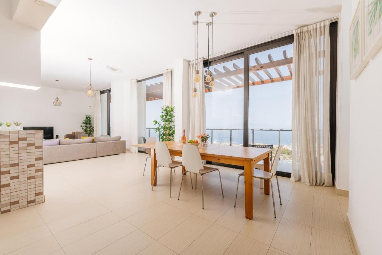 Sunset White Villa - Ocean View, Jakuzzi, Heated Pool, Air-Conditioning, Grill Playa de las Américas Extérieur photo