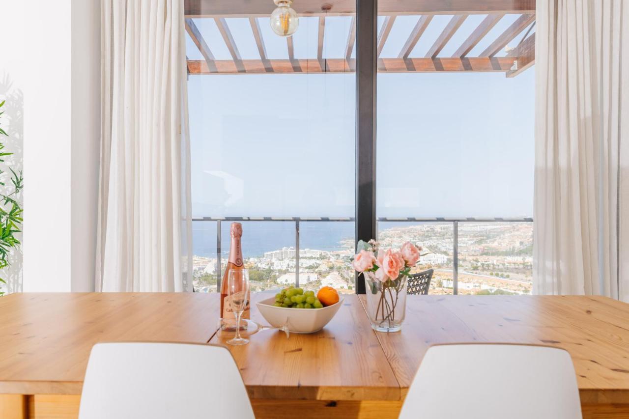Sunset White Villa - Ocean View, Jakuzzi, Heated Pool, Air-Conditioning, Grill Playa de las Américas Extérieur photo