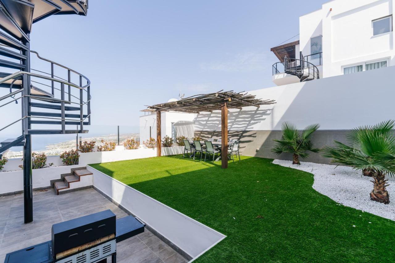 Sunset White Villa - Ocean View, Jakuzzi, Heated Pool, Air-Conditioning, Grill Playa de las Américas Extérieur photo