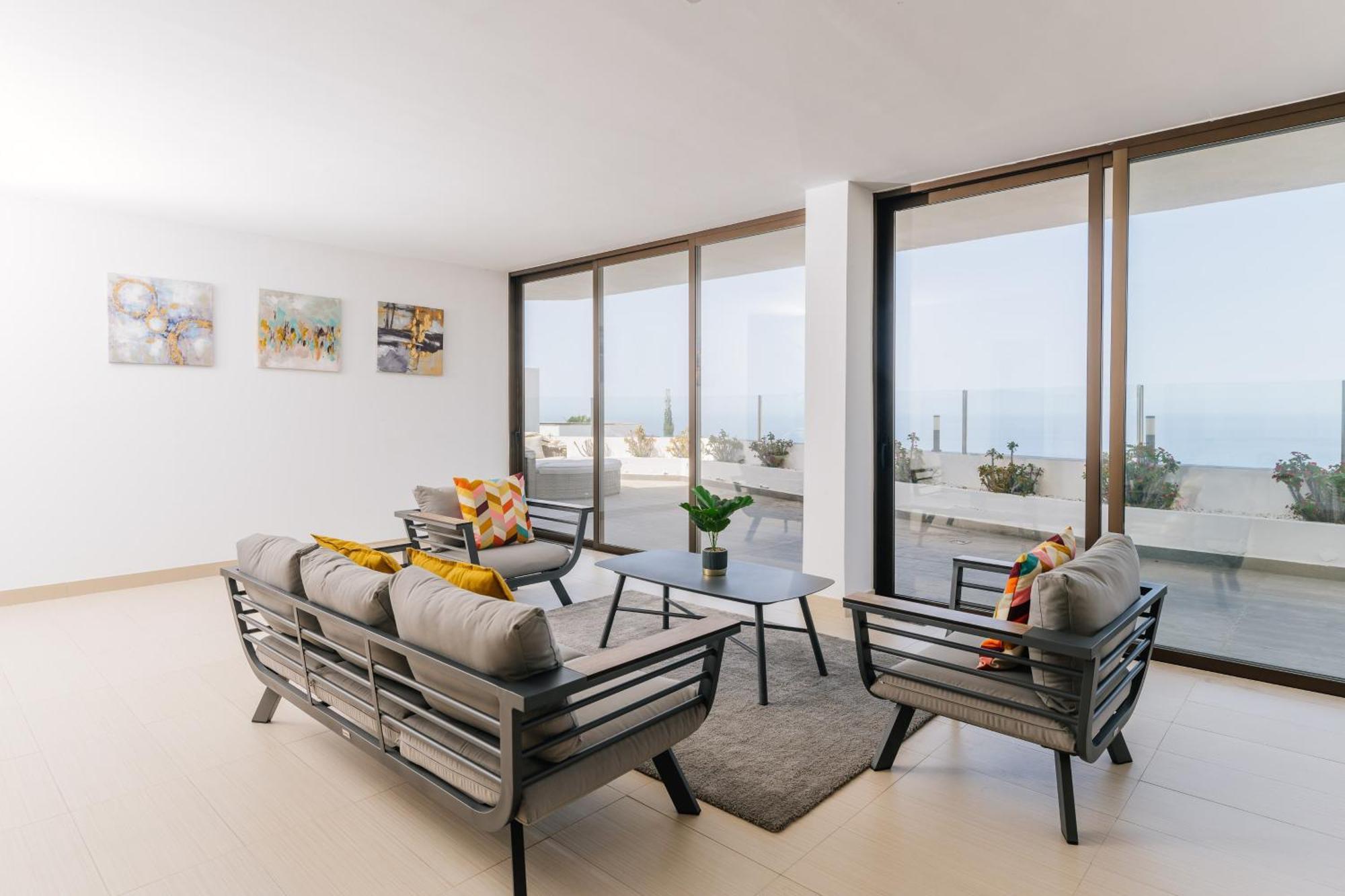 Sunset White Villa - Ocean View, Jakuzzi, Heated Pool, Air-Conditioning, Grill Playa de las Américas Extérieur photo